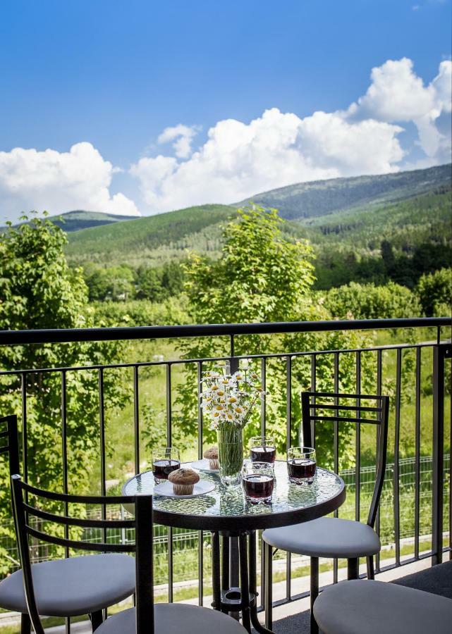 Apartamenty Everysky - Konopnickiej 11 คาร์ปัตซ์ ภายนอก รูปภาพ